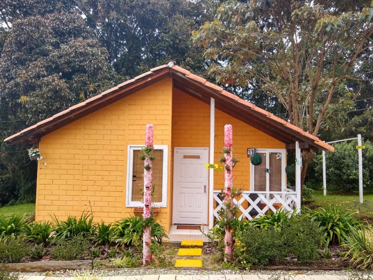 Hospedaje Santaelena -Chalets De Montana- Santa Elena  Esterno foto