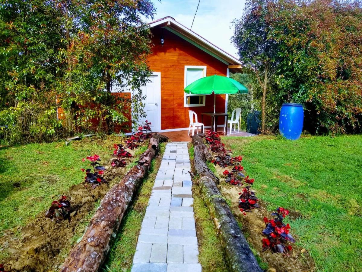 Hospedaje Santaelena -Chalets De Montana- Santa Elena  Esterno foto