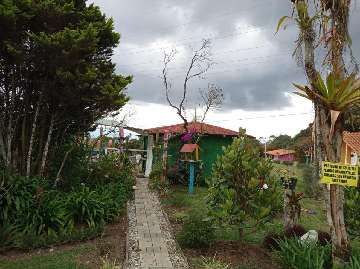 Hospedaje Santaelena -Chalets De Montana- Santa Elena  Esterno foto