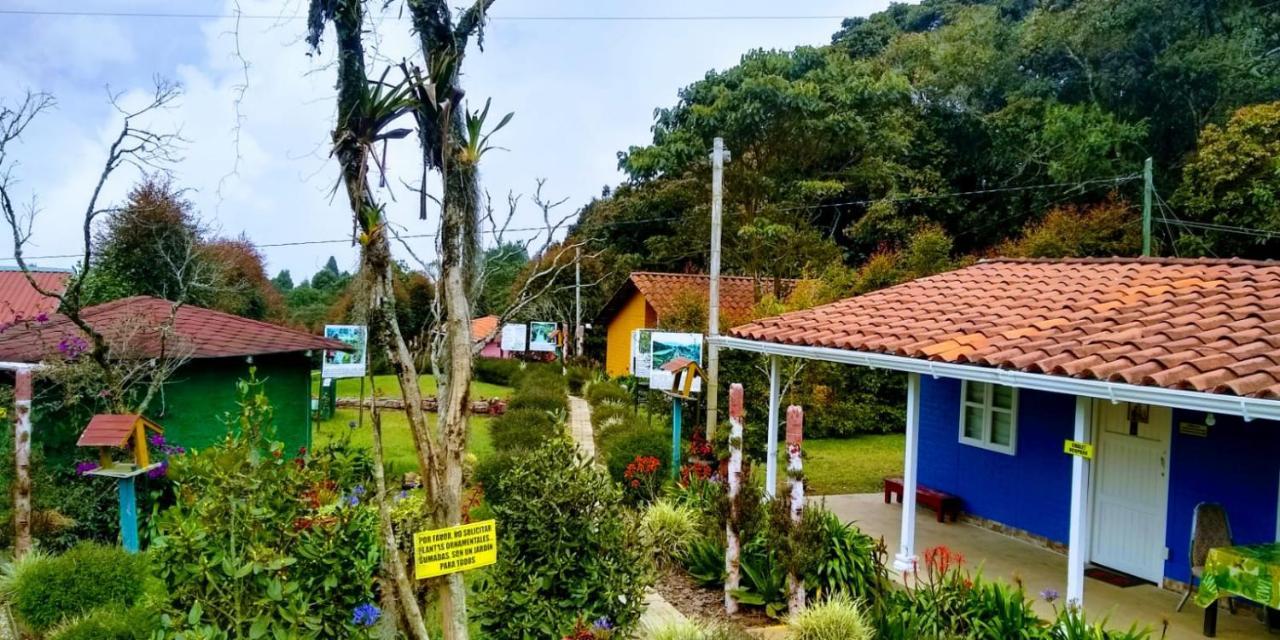 Hospedaje Santaelena -Chalets De Montana- Santa Elena  Esterno foto