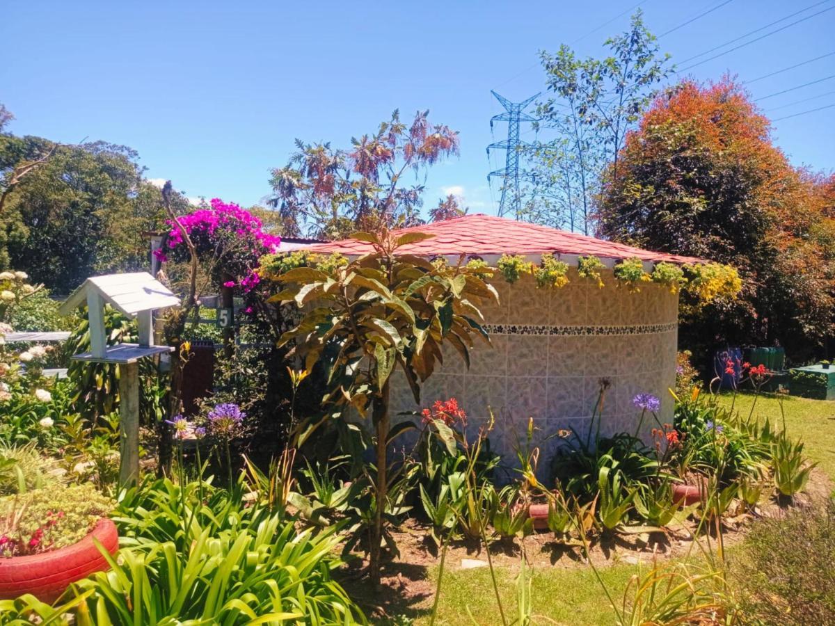 Hospedaje Santaelena -Chalets De Montana- Santa Elena  Esterno foto